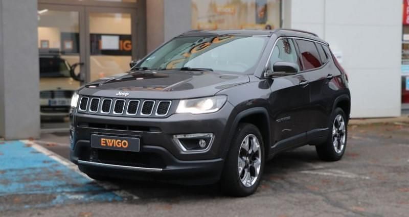 Gris Utilisé 2018 Jeep Compass Limited SUV | 13 490 € (Prix juste) - Image 1/4