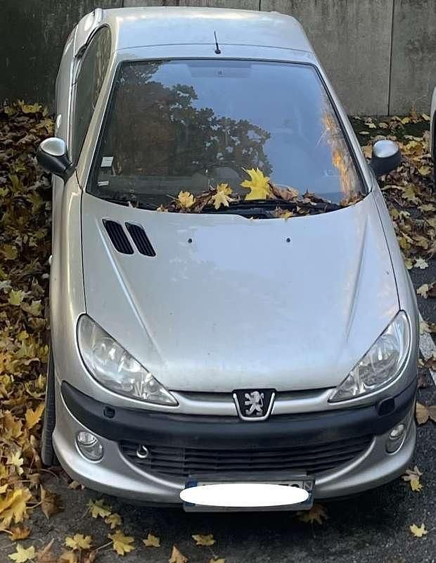 Occasion Peugeot 206 CC 109 ch (80 kW) 2002 Cabriolet