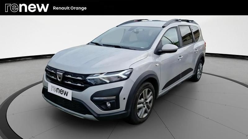 Gris comète métallisé Utilisé 2022 Dacia Jogger Comfort Monospace | 15 999 € (Prix juste) - Image 1/4