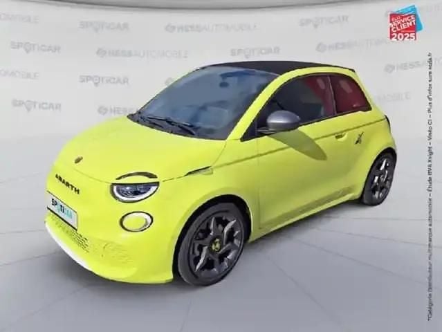 Vert Utilisé 2024 Abarth 500C Cabriolet | 29 499 € (Bon prix) - Image 1/4
