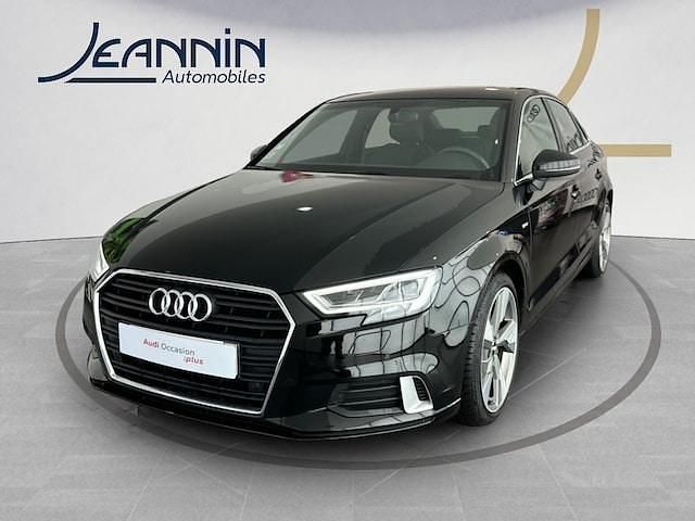 Noir brillant Occasion 2018 Audi A3 Sport Berline | 22 490 € (Prix juste) - Image 1/4