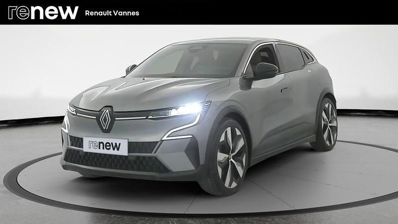 Gris Occasion 2022 Renault Megane E-Tech Techno Berline | 23 690 € (Prix juste) - Image 1/4