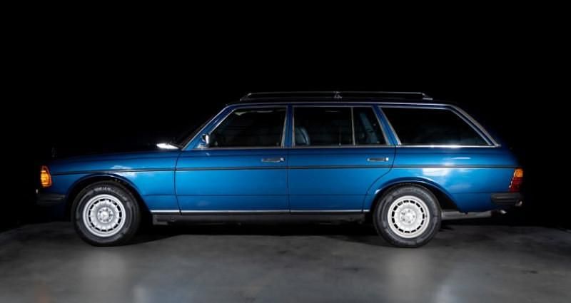 Occasion 1980 Mercedes E280 | 39 900 € - Image 1/4