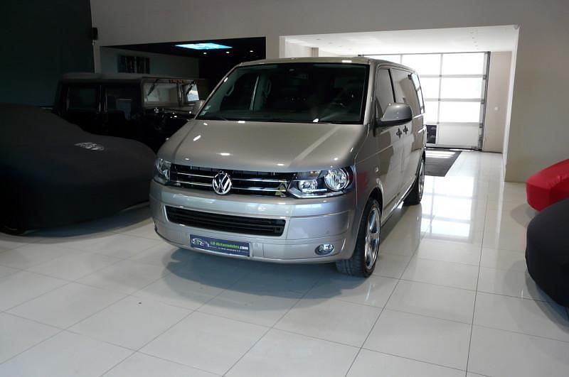 Utilisé 2010 VW Multivan Break | 29 990 € (Prix juste) - Image 1/4