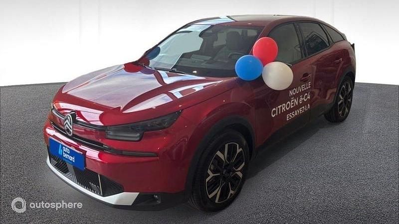 Rouge Utilisé 2025 Citroën e-C4 Berline | 35 990 € - Image 1/4