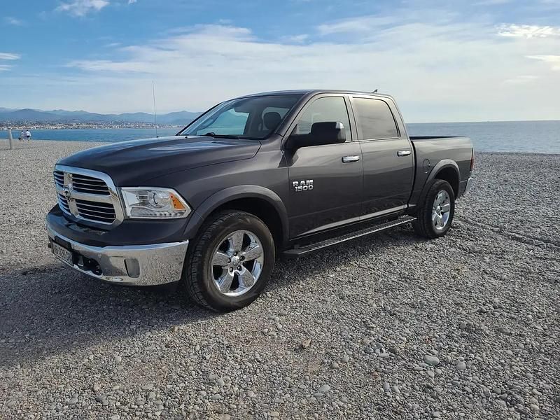Gris Utilisé 2017 Dodge Ram Pick-up | 35 490 € - Image 1/4
