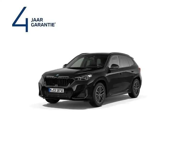 Noir Occasion 2023 BMW iX1 Sport Line SUV | 44 950 € (Prix cher) - Image 1/4