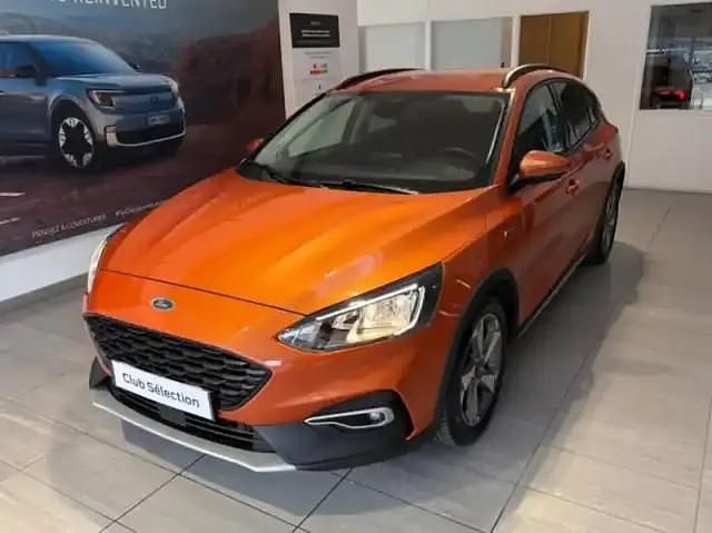 Orange Occasion 2020 Ford Focus Active Berline | 13 900 € (Super prix) - Image 1/4
