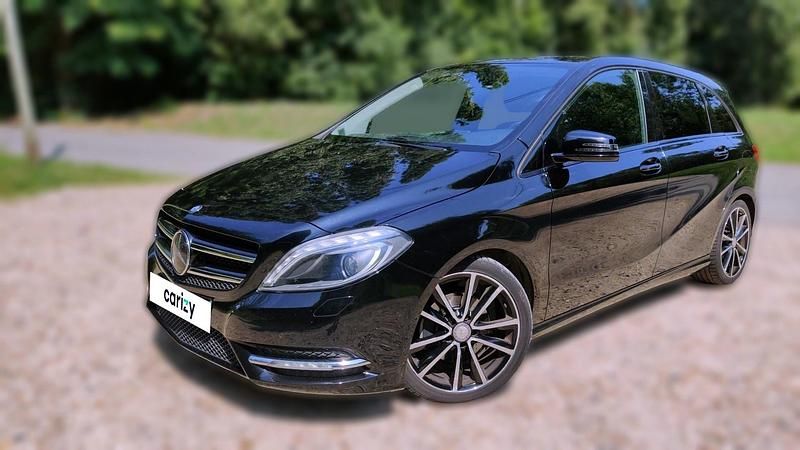 Noir Utilisé 2012 Mercedes B180 Monospace | 10 593 € (Prix juste) - Image 1/4