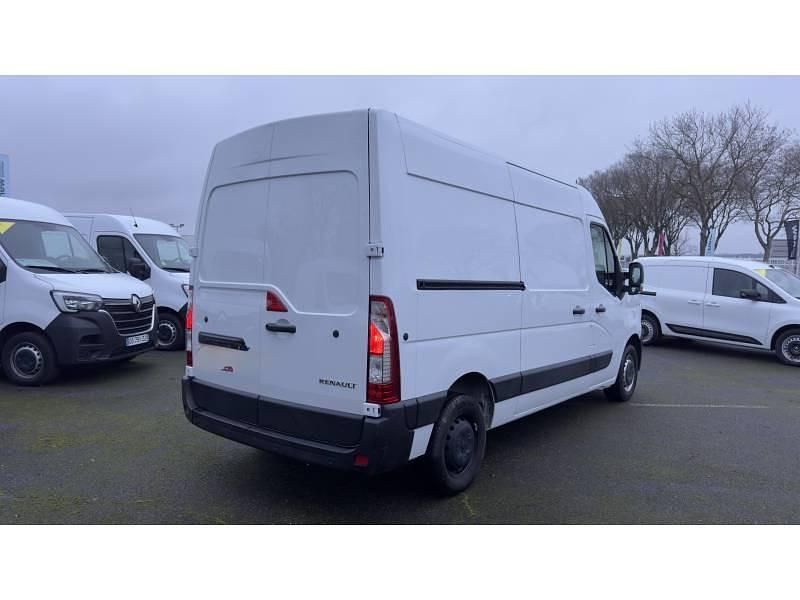 Occasion Renault Master 135 ch (99 kW) 2023 Blanc Berline