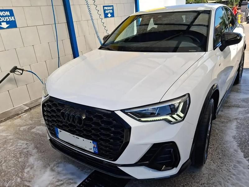 Blanc Utilisé 2022 Audi Q3 Sport SUV | 33 500 € (Prix juste) - Image 1/4