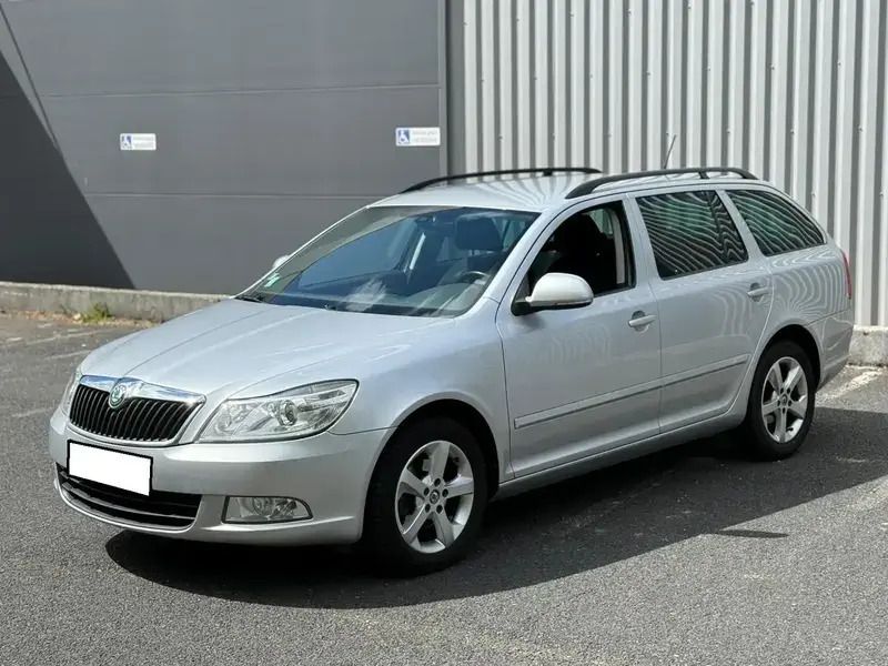Image 2/4