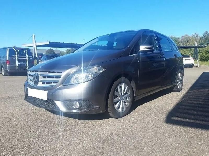 Gris Occasion 2013 Mercedes B180 Monospace | 12 500 € (Prix juste) - Image 1/4