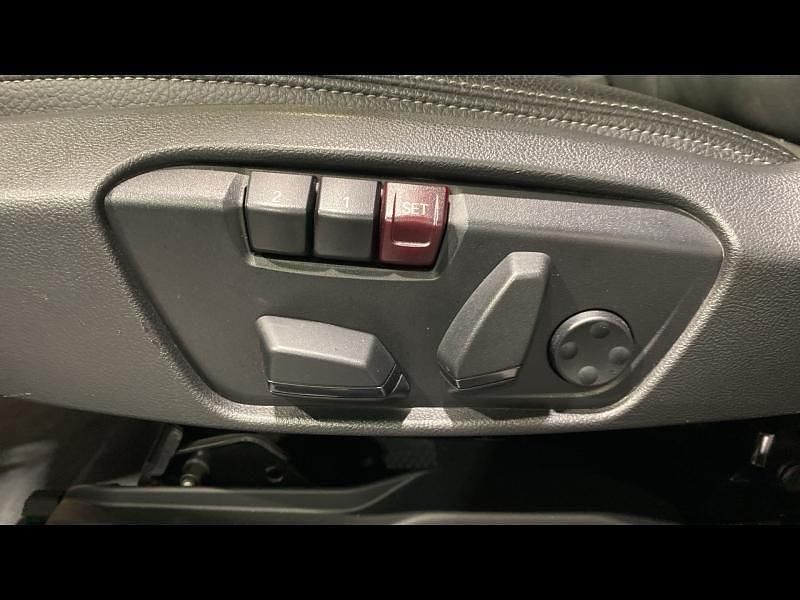 Image 3/4