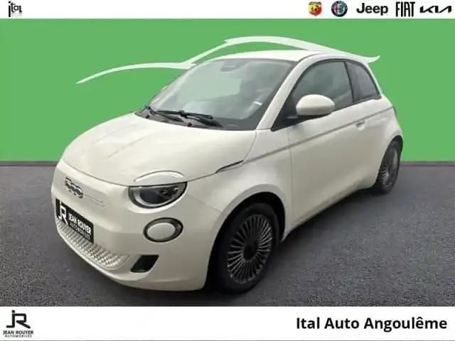 Blanc Utilisé 2023 Fiat 500e Citadine | 16 590 € (Prix assez cher) - Image 1/4