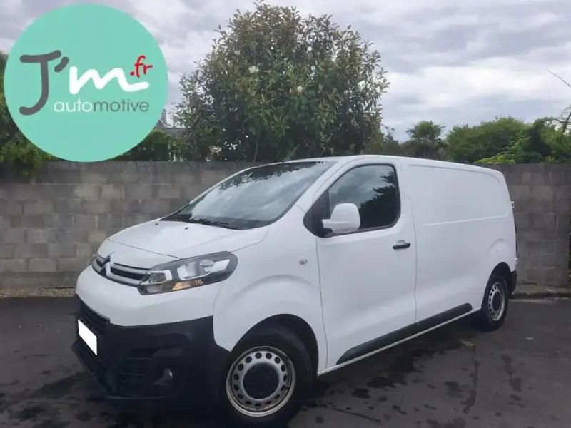 Blanc Utilisé 2017 Citroën Jumpy Comfort Monospace | 14 990 € - Image 1/4