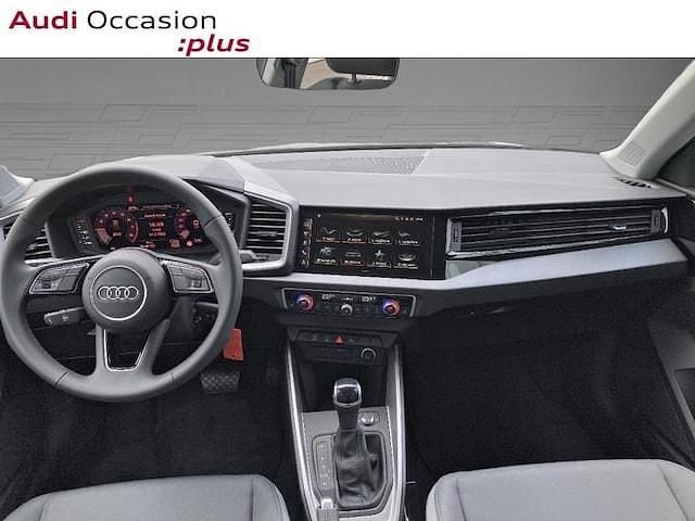 Occasion Audi A1 Sportback S-Line 116 ch (85 kW) 2026 Gris chronos métallisé Citadine