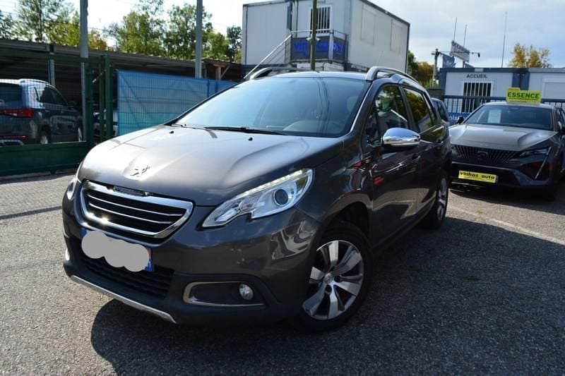 Utilisé 2016 Peugeot 2008 Style SUV | 8 990 € (Prix cher) - Image 1/4