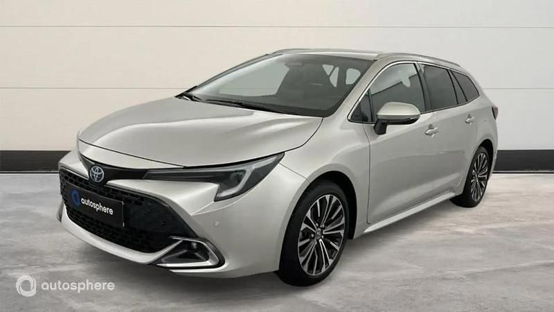 Blanc Utilisé 2024 Toyota Corolla Design Break | 27 999 € (Prix juste) - Image 1/4