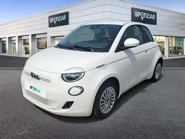 Blanc Utilisé 2022 Fiat 500e Action Citadine | 10 990 € (Prix juste) - Image 1/4