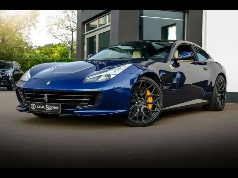 Bleu Utilisé 2017 Ferrari GTC4Lusso Break | 174 990 € - Image 1/4