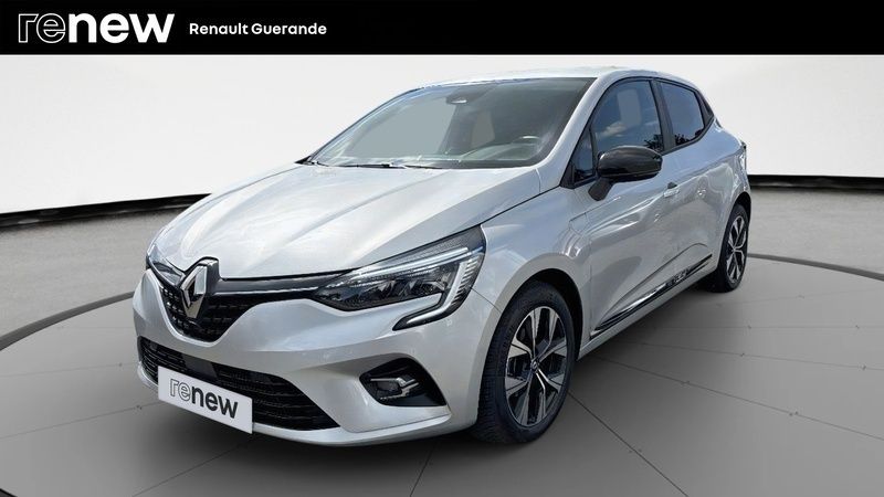 Gris Utilisé 2023 Renault Clio V Evolution Citadine | 15 990 € (Prix juste) - Image 1/4