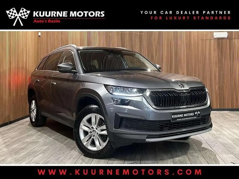 Gris Utilisé 2023 Skoda Kodiaq SUV | 29 900 € (Super prix) - Image 1/4