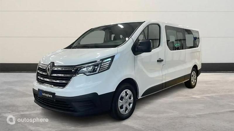 Blanc Utilisé 2023 Renault Trafic Zen Van | 31 499 € (Prix cher) - Image 1/4