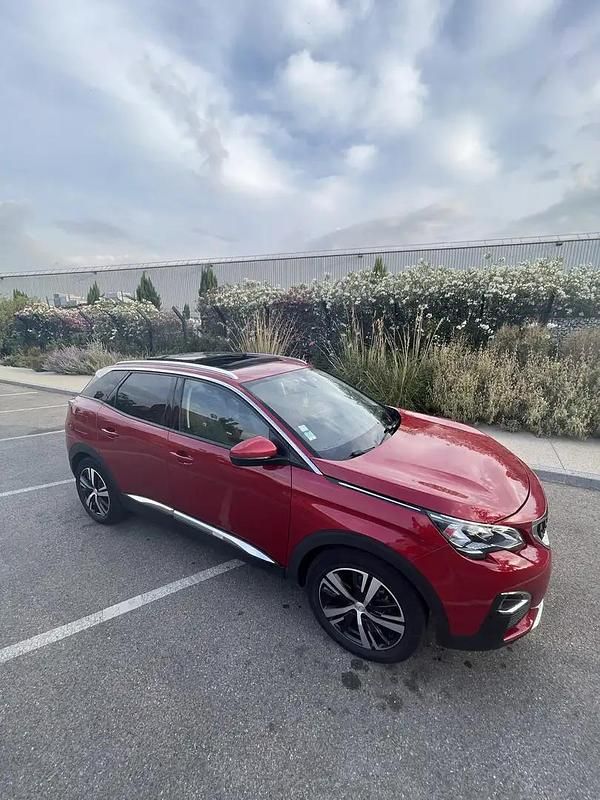 Utilisé 2019 Peugeot 3008 Allure SUV | 13 400 € - Image 1/4