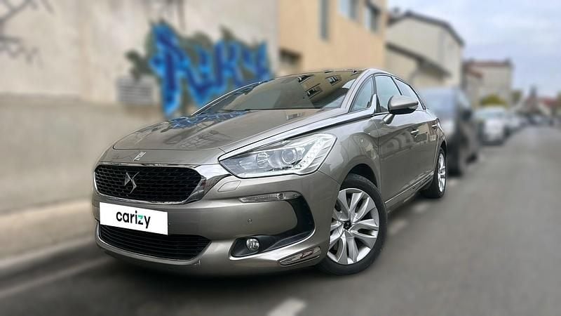 Ivoire Occasion 2015 DS Automobiles DS5 Be Chic Citadine | 7 990 € - Image 1/4