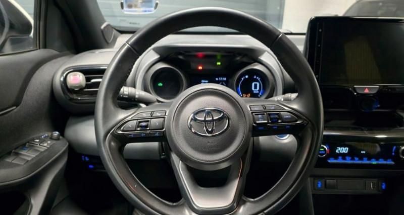 Occasion Toyota Yaris Hybrid Design 91 ch (66 kW) 2023 Citadine