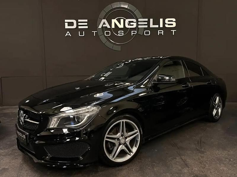 Noir Utilisé 2013 Mercedes CLA180 AMG Berline | 15 990 € - Image 1/4