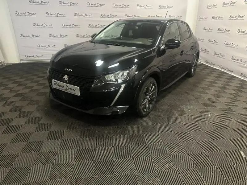 Utilisé 2022 Peugeot e-208 Allure Citadine | 16 490 € (Bon prix) - Image 1/4