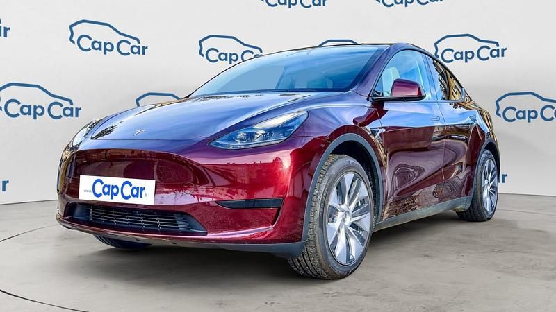 Utilisé 2024 Tesla Model Y Standard Range SUV | 35 499 € (Prix juste) - Image 1/3