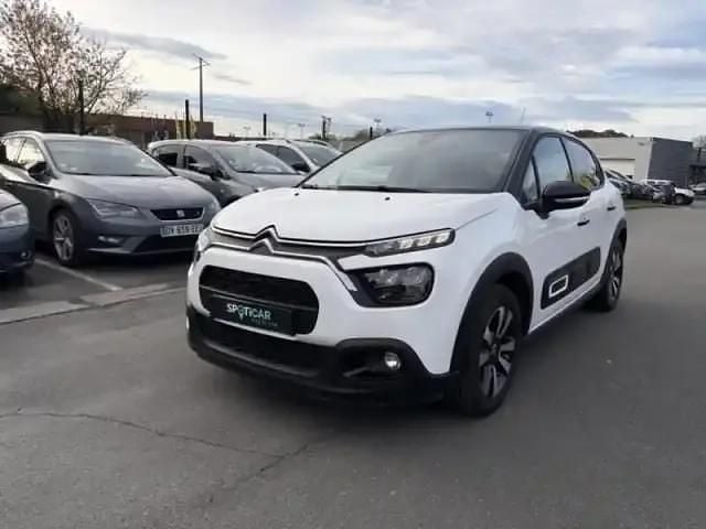 Blanc banquise (o) Occasion 2023 Citroën C3 PureTech Berline | 12 980 € (Prix juste) - Image 1/4