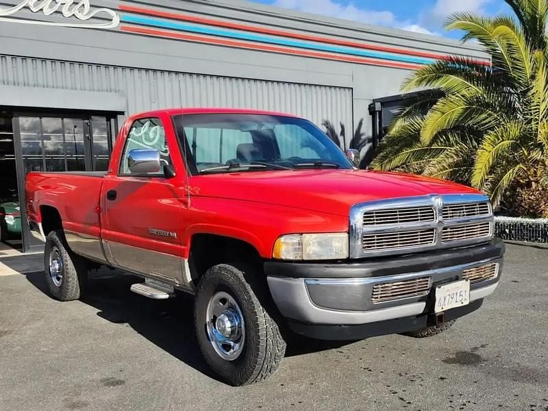 Rouge Occasion 1993 Dodge Ram Pick-up | 24 500 € - Image 1/4