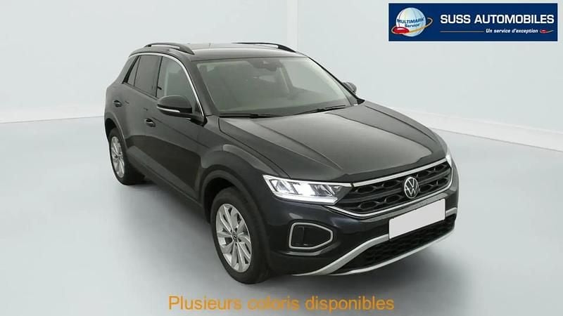Noir Nouvelle 2025 VW T-Roc Life SUV | 34 778 € (Bon prix) - Image 1/4