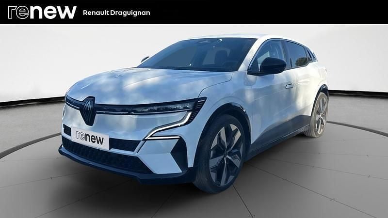 Blanc Occasion 2022 Renault Megane E-Tech Techno Berline | 22 990 € (Prix assez cher) - Image 1/4