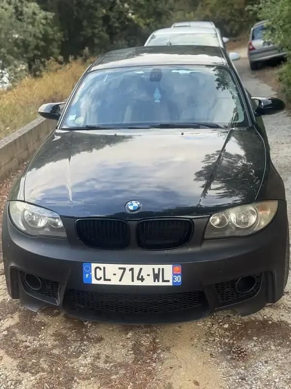 Noir Utilisé 2007 BMW 118 Citadine | 4 700 € (Prix juste) - Image 1/4