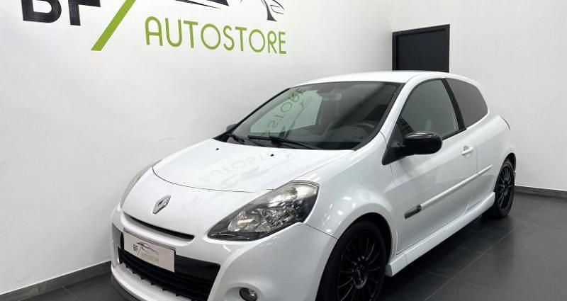 Occasion 2010 Renault Clio III GT Citadine | 7 490 € (Prix juste) - Image 1/4