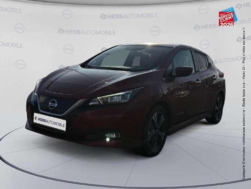 Occasion Nissan Leaf Tekna 111 kW (152 ch) 2020 Rouge magnétique+toit+rétros noir Citadine