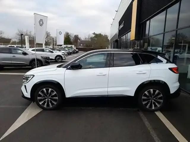 Occasion Renault Austral 2023 Blanc 369 noir gne SUV