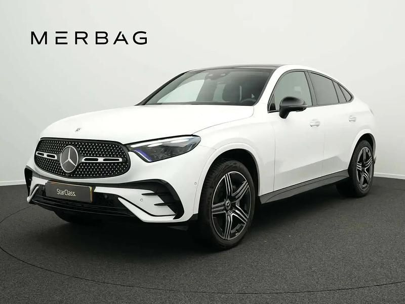 Blanc Utilisé 2025 Mercedes GLC300 AMG line Coupé | 82 041 € - Image 1/4
