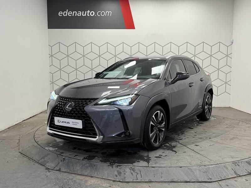 Utilisé 2019 Lexus UX 250h Executive Line SUV | 22 690 € (Prix juste) - Image 1/4
