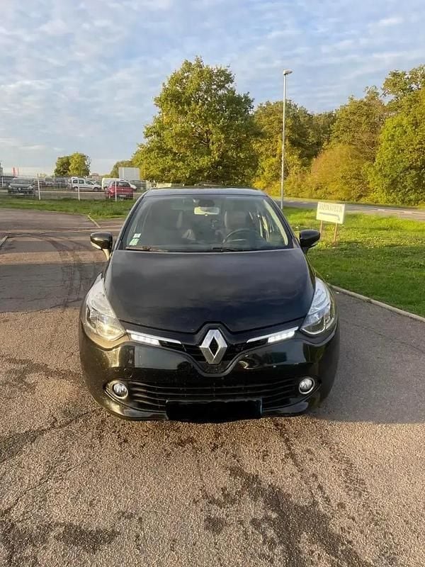 Noir Utilisé 2014 Renault Clio IV Berline | 3 200 € - Image 1/4
