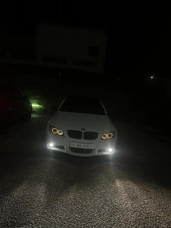 Utilisé 2008 BMW 330 Break | 6 500 € (Prix juste) - Image 1/4