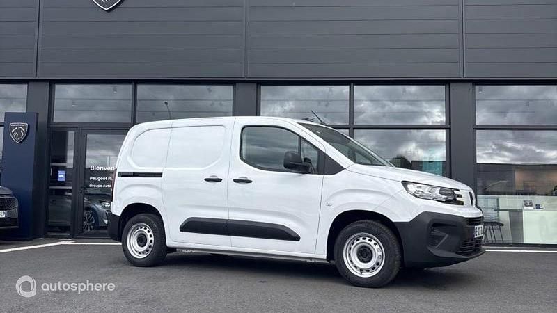 Blanc Nouvelle 2025 Peugeot Partner S Van | 23 499 € (Prix assez cher) - Image 1/4