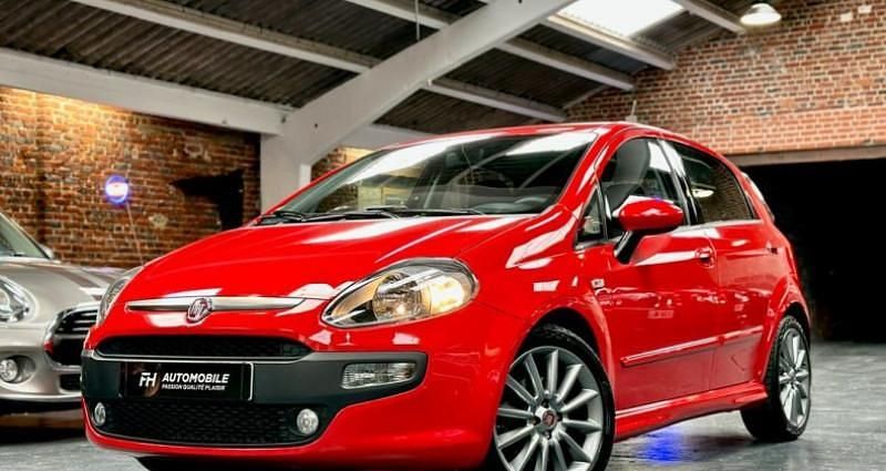 Rouge Utilisé 2010 Fiat Punto Evo Sport Citadine | 10 980 € - Image 1/4