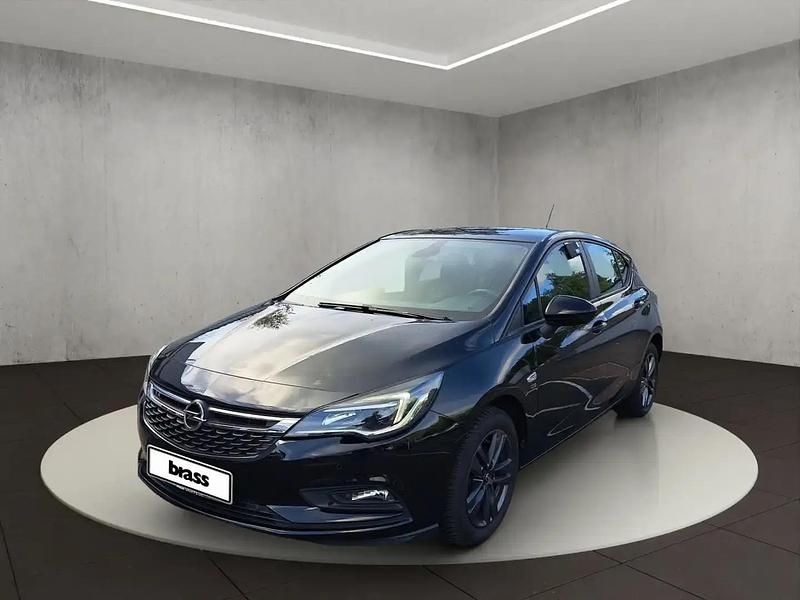 Noir Utilisé 2019 Opel Astra Berline | 12 450 € (Bon prix) - Image 1/4