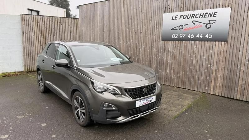 Gris Occasion 2016 Peugeot 3008 Allure SUV | 13 790 € (Prix assez cher) - Image 1/4